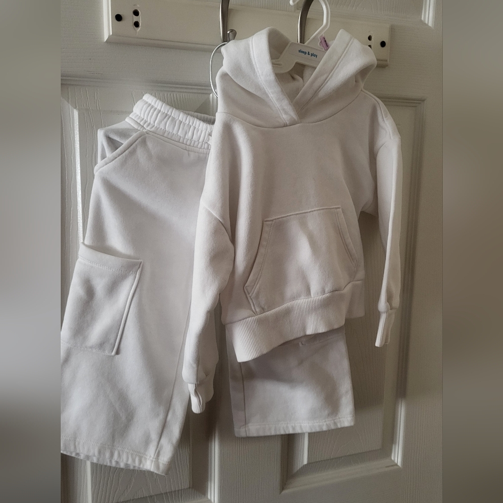 Epic Threads Kids Cream Joggers 2T